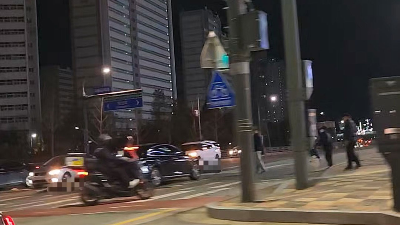 경기 파주서 신호위반 차량이 횡단보도 덮쳐‥2명 경상