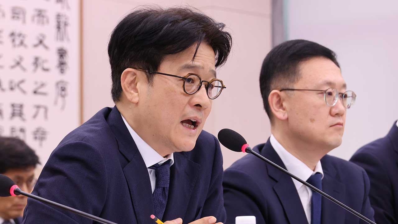 탄핵소추된 이창수 중앙지검장, 헌재에 "효력정지" 가처분 신청