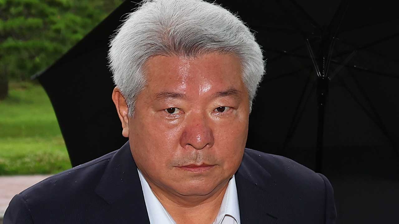 '尹 변호인' 김홍일, 공수처 출석 계획에 '묵묵부답'