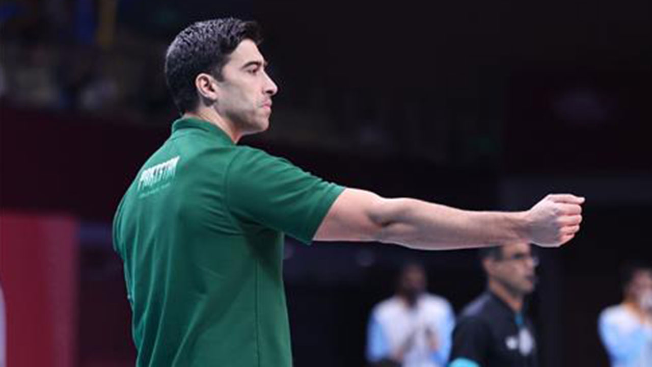 배구협회, 남녀 대표팀 사령탑에 '겸직 없는' 외국인 지도자 선임