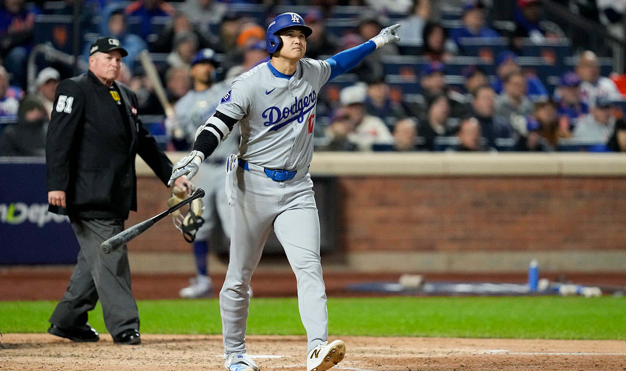 '오타니 3점포' 다저스, 메츠 꺾고 NCLS 2승 1패