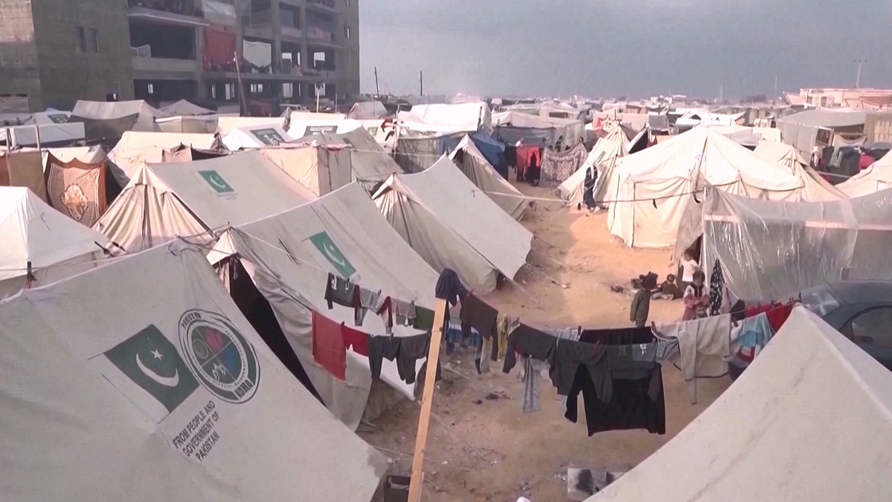 가자지구 건물 61% 부서지고 천막촌은 축구장 500개 면적