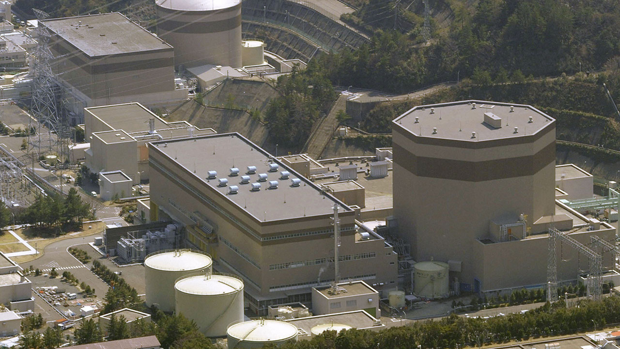 '폐쇄 작업 진행' 일본 원전서 화재‥배기구서 연기·불꽃 확인