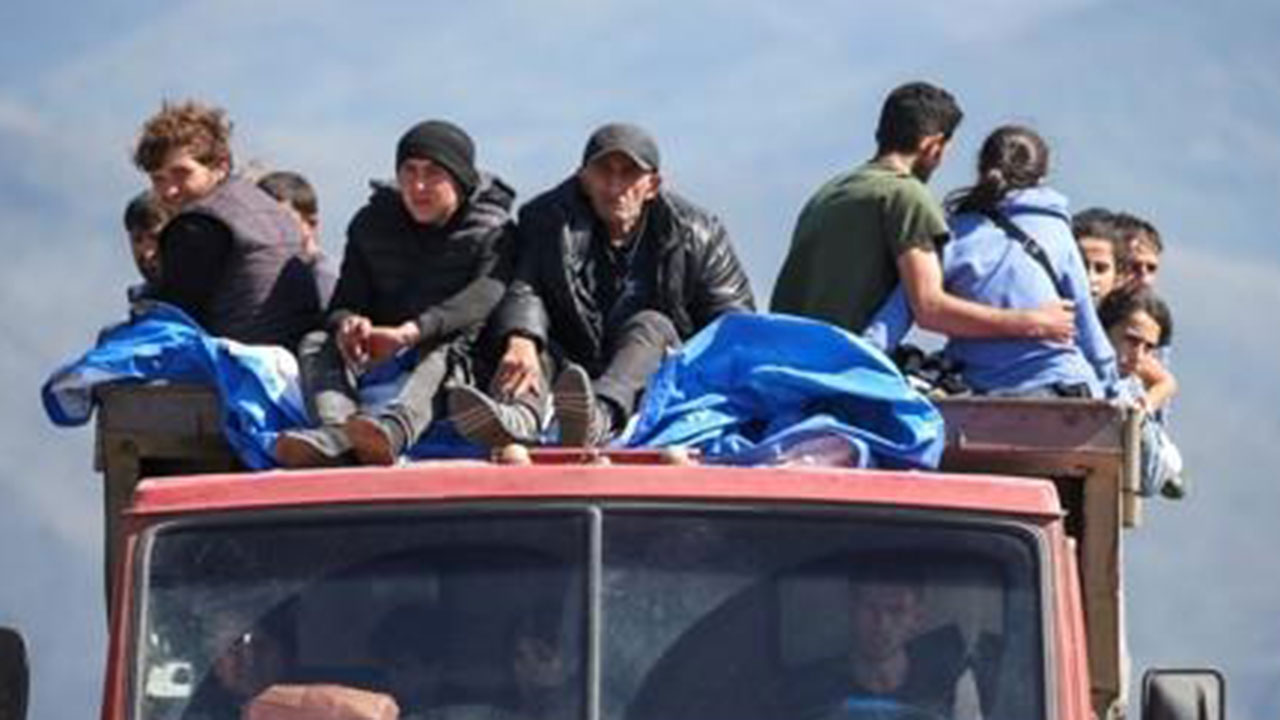 아제르·아르메니아 또 긴장‥국경 총격전에 군인 4명 사망