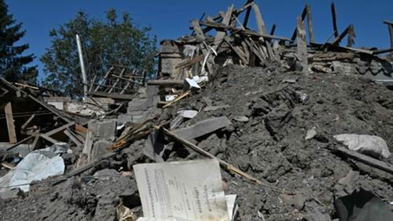 우크라 재건비용 추정치 더 늘어‥"10년간 649조원"