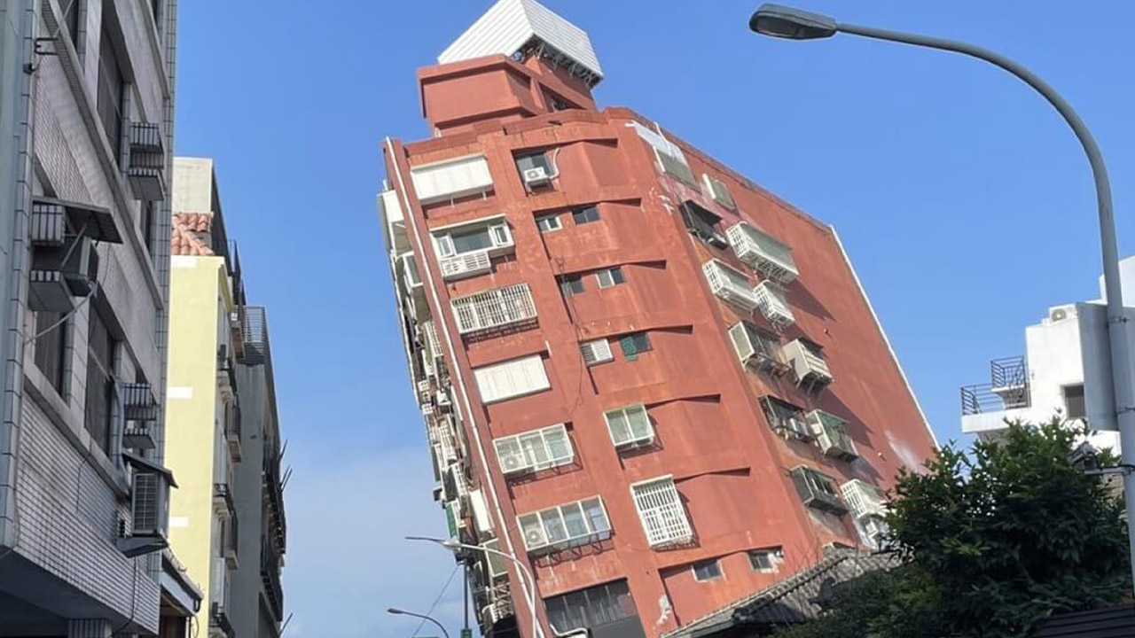 대만서 25년 만에 최대 규모 7.4 강진‥일본 오키나와 쓰나미 경보