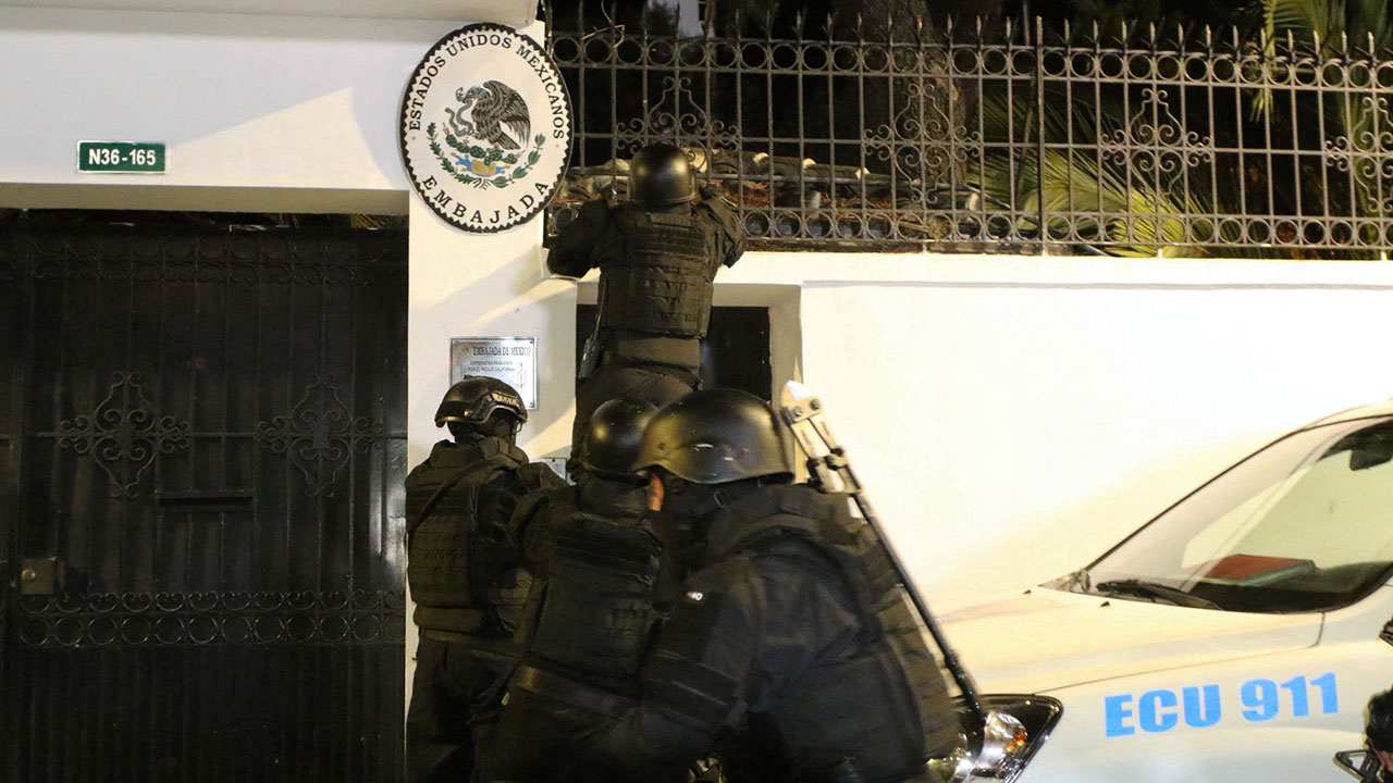 멕시코, '자국 대사관 강제 진입' 에콰도르에 국교단절 선언