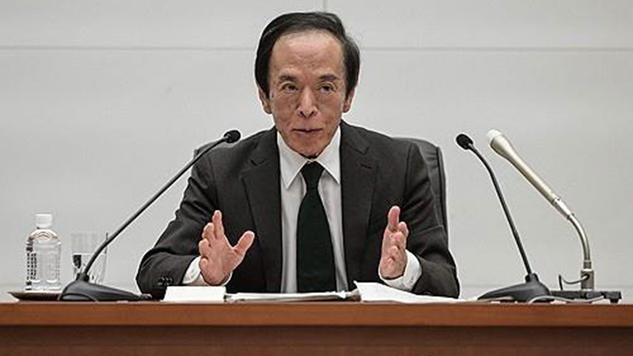 일본은행 "국채매입 줄일 것, 규모는 내달 결정"‥금리는 동결