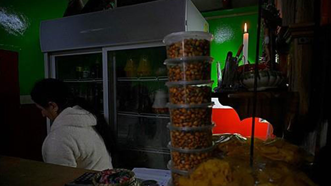 에콰도르 20년 만에 전국 정전‥지하철 멈추고 신호등 꺼져