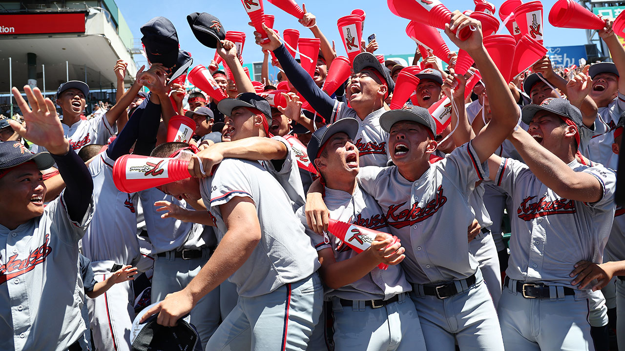 한국계 교토국제고, 고시엔 첫 우승‥연장 접전 끝 2-1 승리