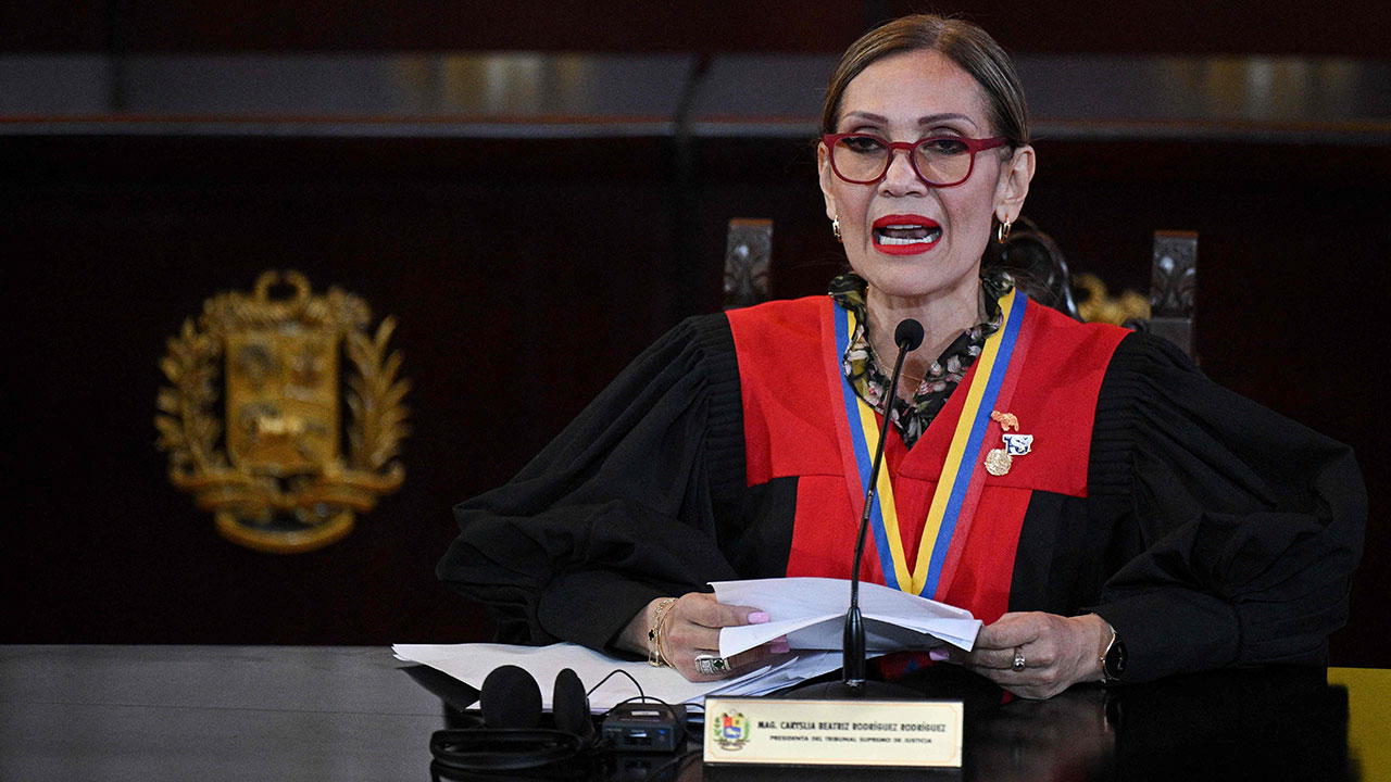 베네수엘라 대법원 "마두로 당선 발표 유효"‥3선 길 열어줘