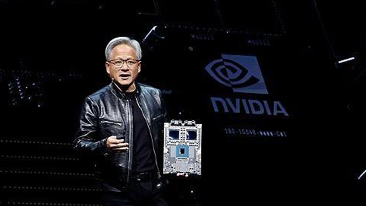 젠슨 황 엔비디아 CEO "블랙웰 칩 계획대로 생산 중‥수요 엄청나"