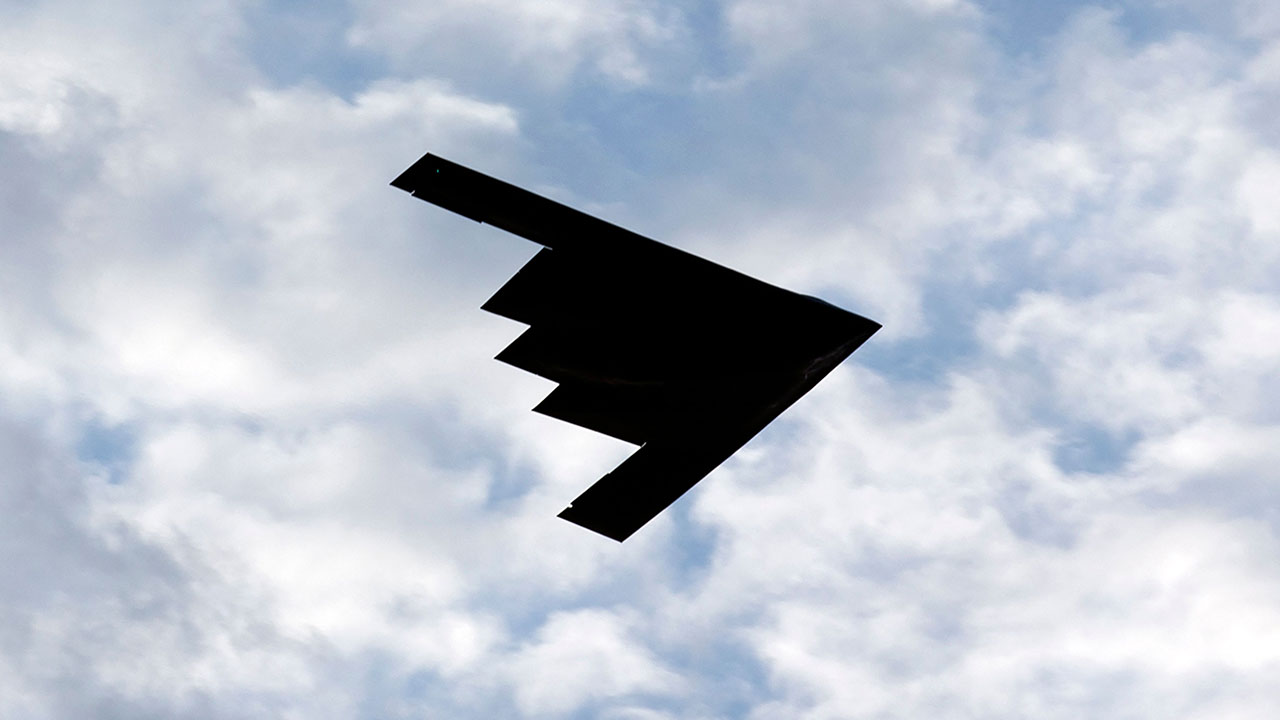 미국, 예멘 후티반군 지하벙커 공습‥스텔스 폭격기 B-2 동원