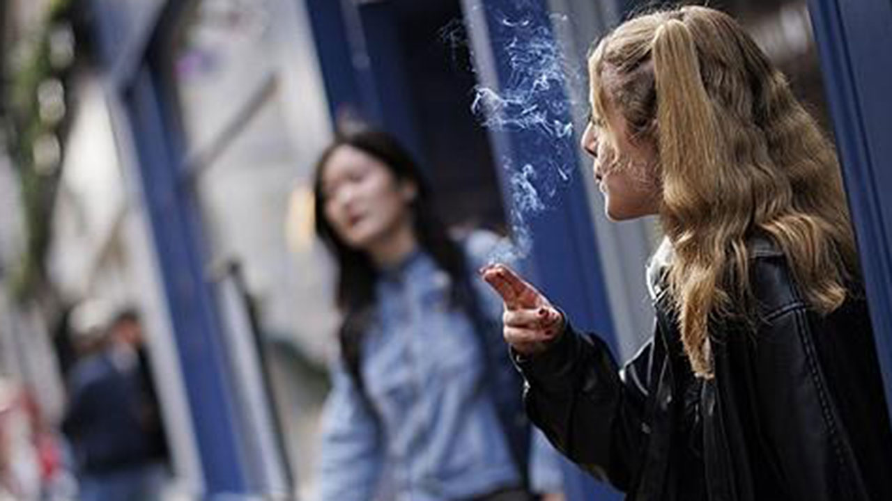 영국, 흡연 규제 강화‥"학교·병원·놀이터 밖에서도 흡연 금지"