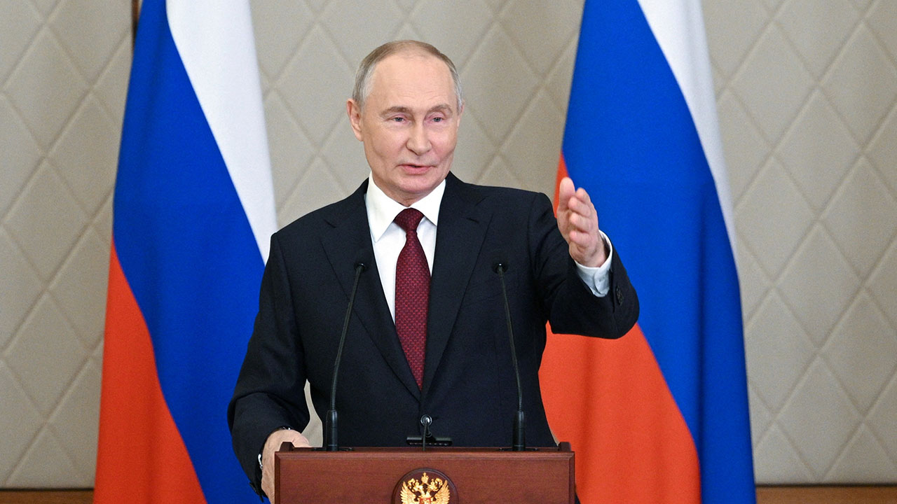 푸틴 "우크라이나 핵 보유하면 모든 파괴 수단으로 저지"