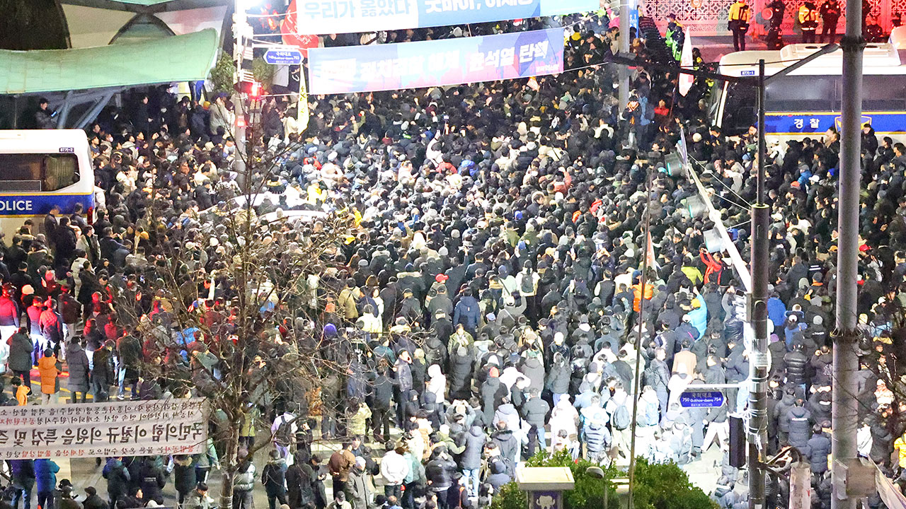 외신 "충격"‥한국의 한밤 계엄령 선포·국회 해제결의 긴급타전