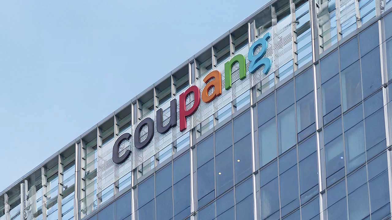 쿠팡, '블랙리스트' 첫 사과‥"광범위 수집 죄송‥언론사 등 소송 취하"