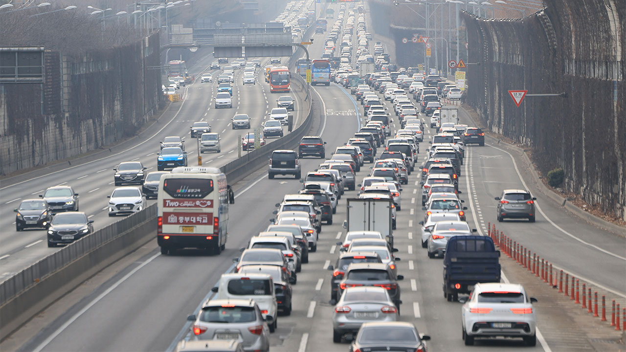 설에 작년보다 29% 많은 3천484만명 이동‥설 당일 601만명 최대
