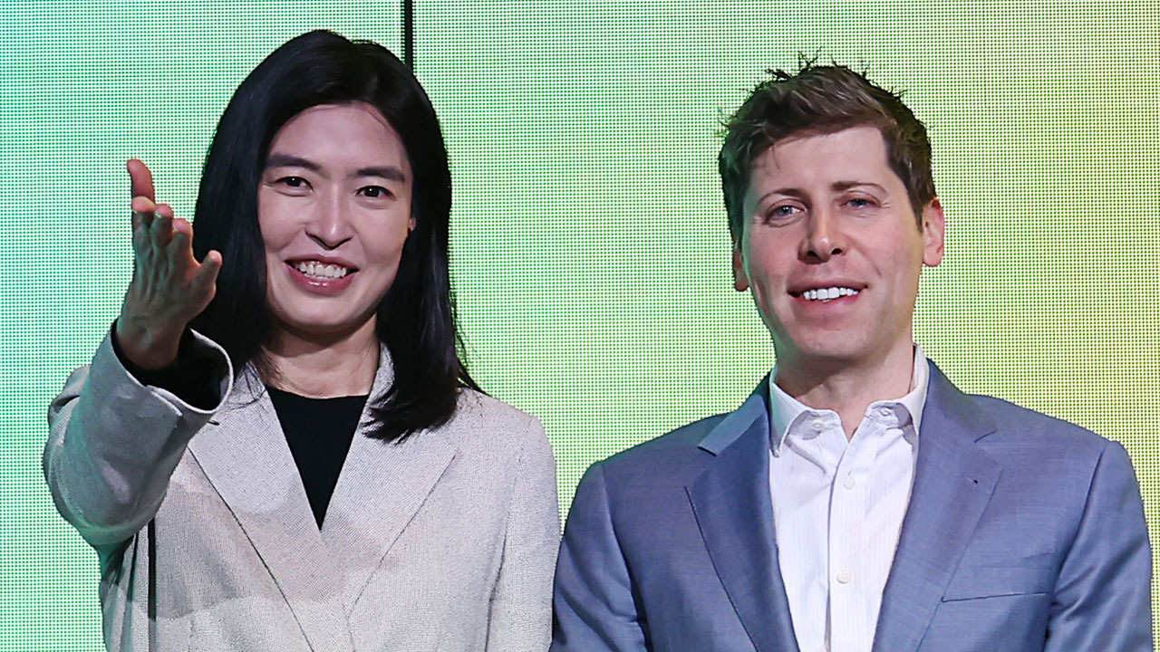 오픈AI와 손잡은 카카오 "딥시크 업무목적 이용 금지"