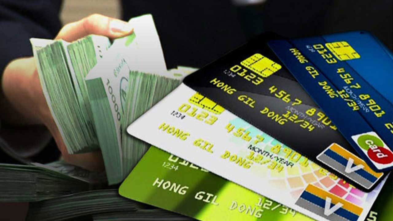 은행 신용카드 연체율 두 달째 3.4%‥카드 사태 후 첫 고공행진