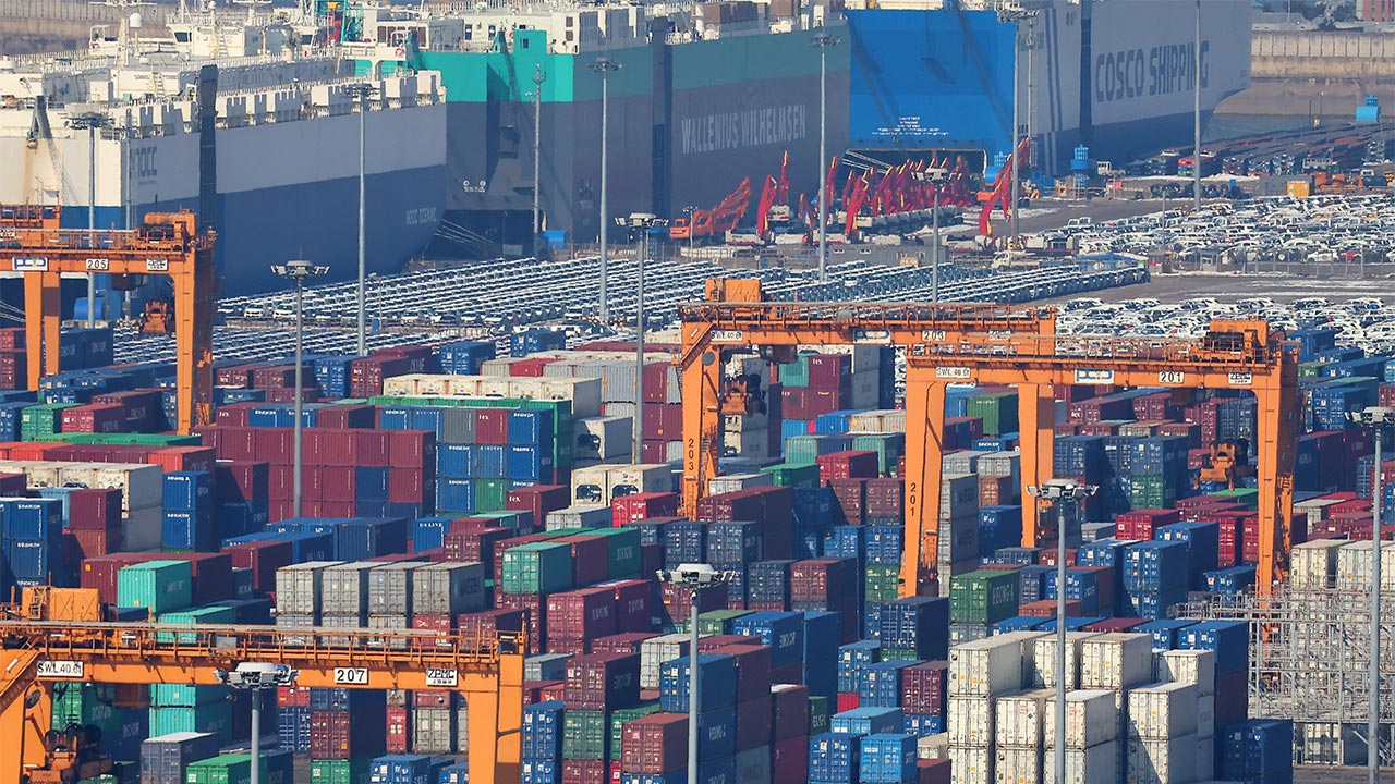 '트럼프 효과?'‥미국 통상 불확실성 지수 15배 상승