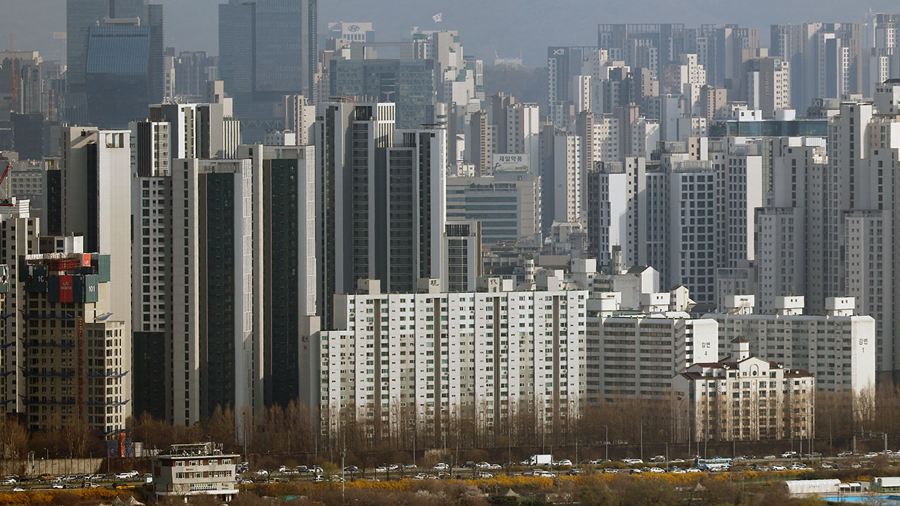 지난달 서울 집값 작년 9월 이후 최대 상승‥강남 3구 견인