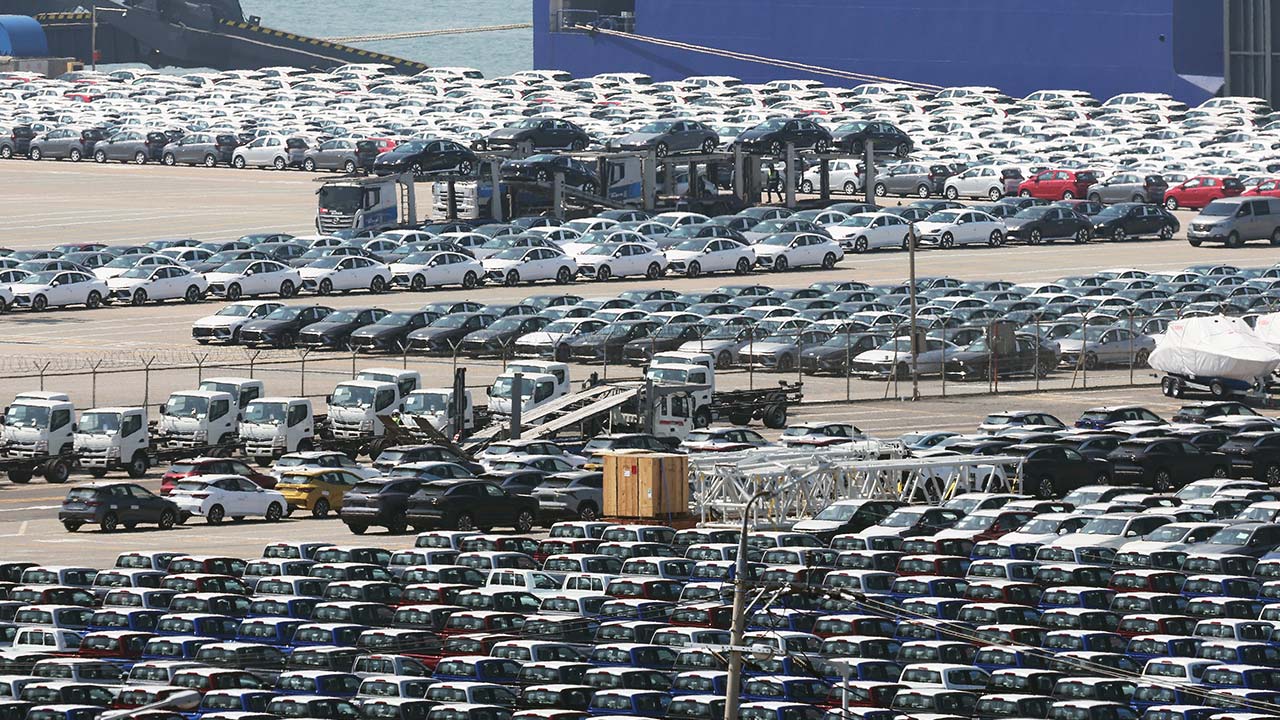 "미국 관세정책에 한국 자동차 산업 최대 타격 입을 것"