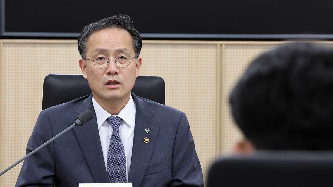 기재장관 대행 "물가 자극 크지 않을 것, 국회서 조속히 통과 되길"