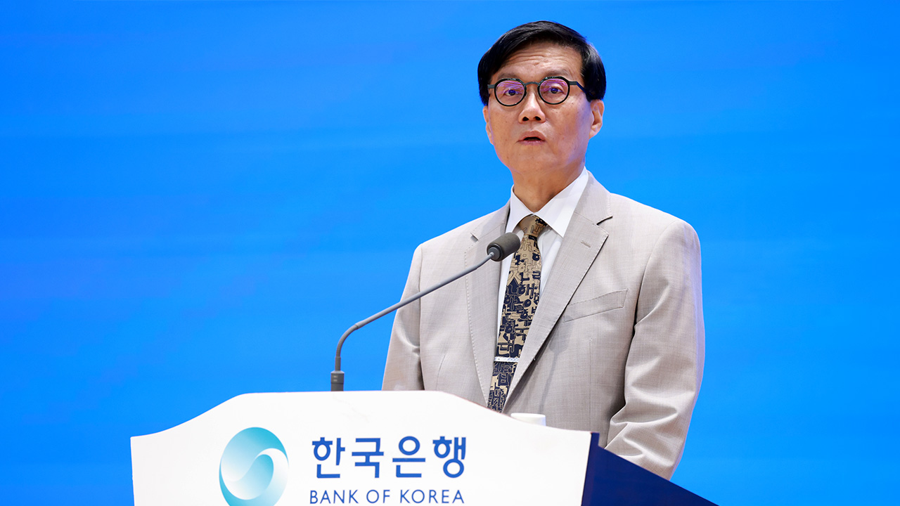 한국은행 총재 "원화 스테이블코인, 자본 규제 훼손 우려‥정부와 대화할 문제"