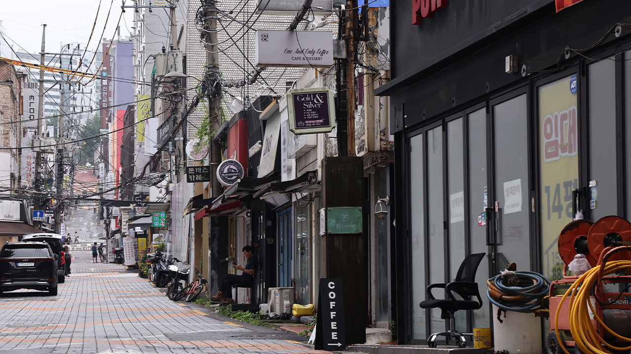 금융위 "7년 이상 5천만 원 이하 장기연체 빚 부담 완화"