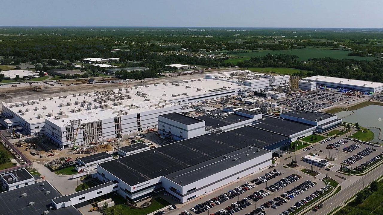 LG에너지솔루션, 보조금 빼고도 흑자‥'캐즘' 극복 기대감