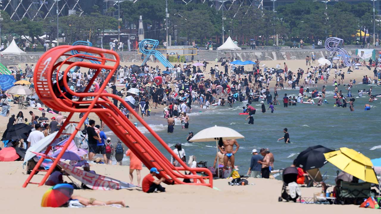 경총 "기업 여름휴가 평균 3.7일‥54% 휴가비 지급"