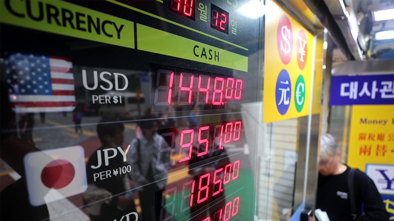 원달러 환율 5개월 만에 1천430원 대‥ 외환당국 구두 개입