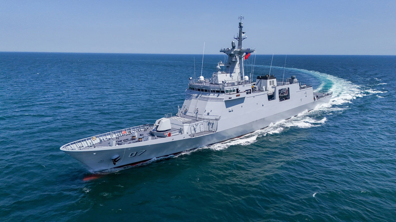 '1974 첫 선박 인도' HD현대, 지난달 5천번째 선박 인도