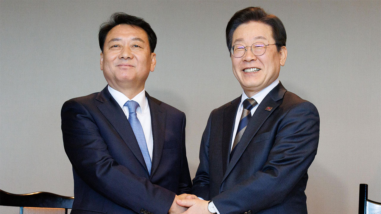 이광재, 경선 불출마‥"압도적 승리 위해 모든 것 바칠 것"
