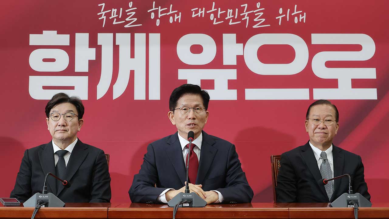 김문수 "국민의힘, 공식 후보를 사실상 배제‥전당대회 개최 이유 밝히라"