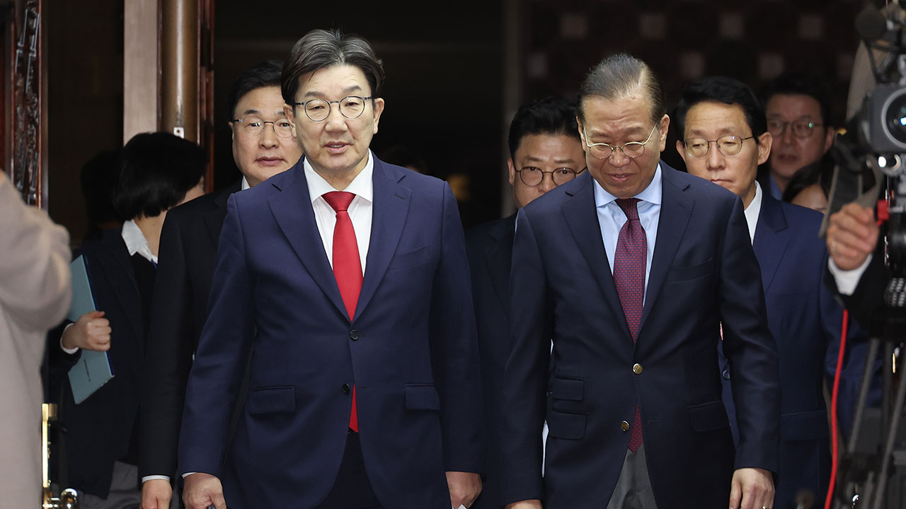 국민의힘 지도부, 김문수 요청 받아들여 선대위 의결