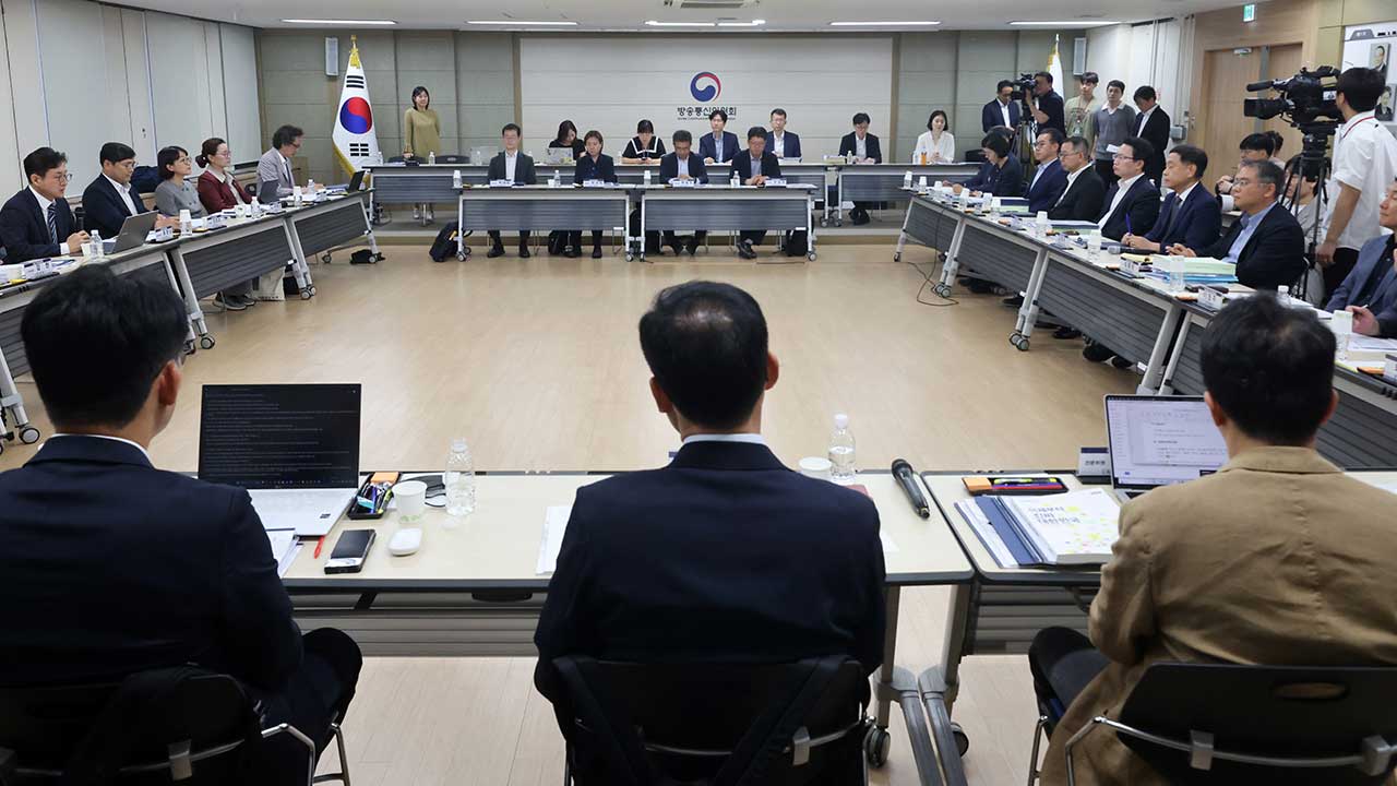 국정위, 검찰·방통위 업무보고 받던 중 중단 "준비 안 돼"