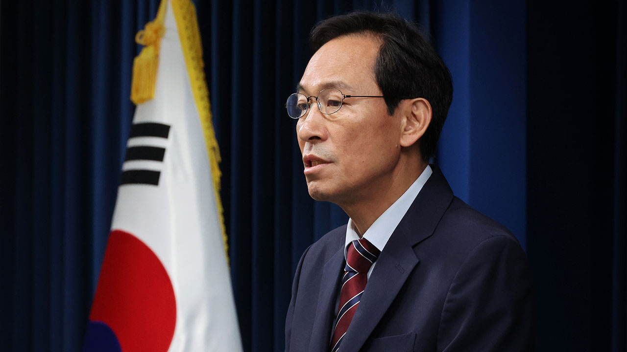 이재명 대통령, 김민석 겨냥 문제 제기에 "본인 해명 지켜봐야"