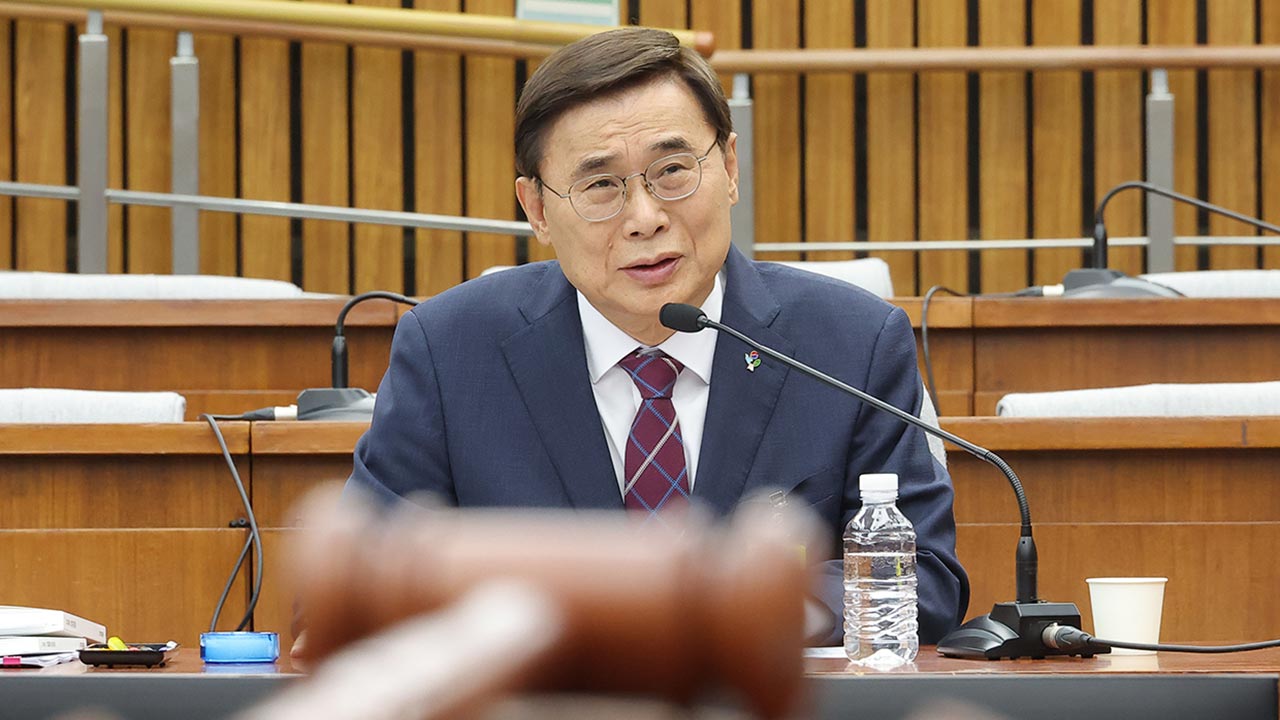 이종석 국정원장 후보자 인사청문 경과보고서 채택