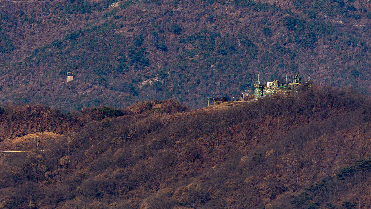 군, 9·19 군사합의로 불능화한 최전방 GP 복원‥"정상 작전 중"