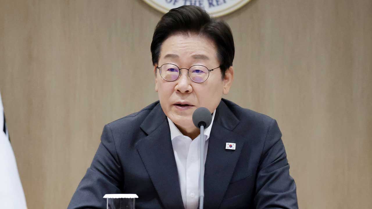 이재명 대통령 "납득 안 되는 해외원조사업 많아" 점검 지시