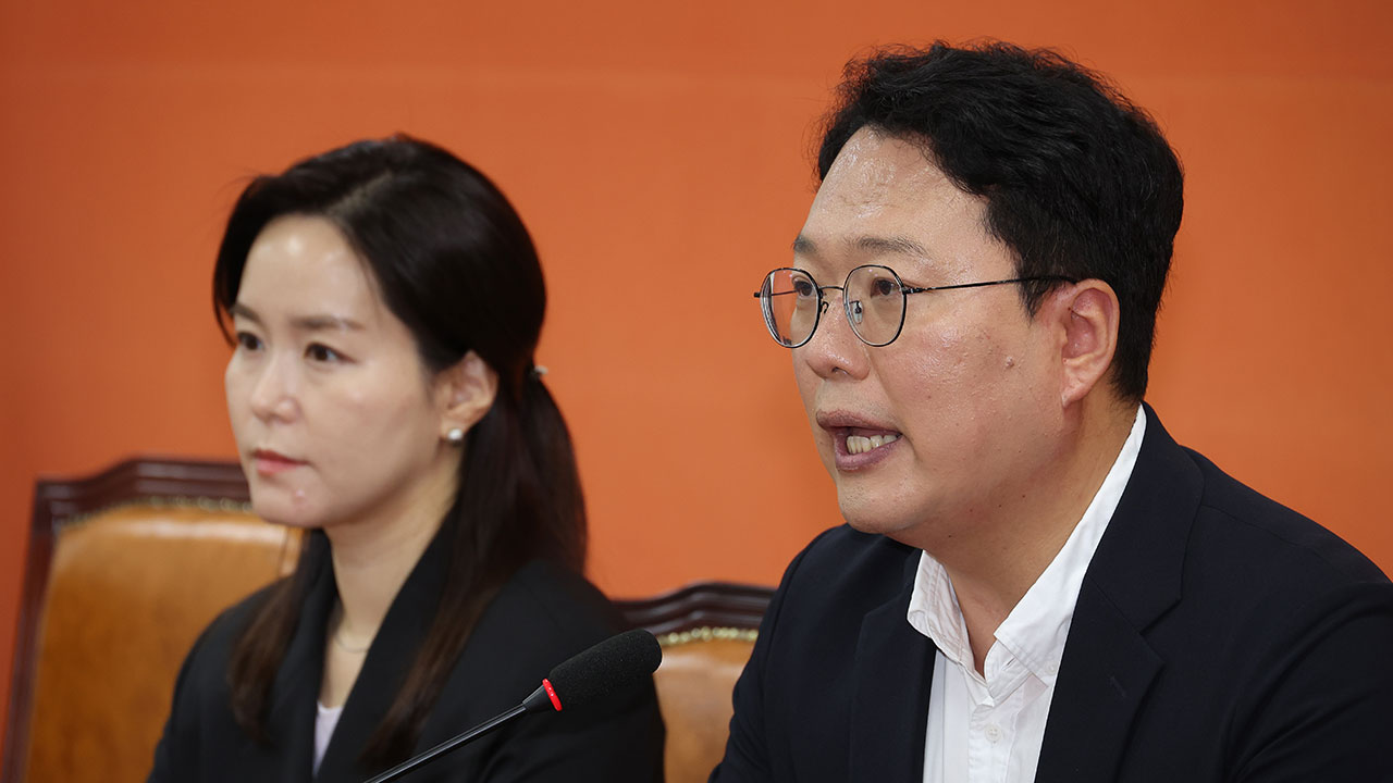 '이준석 특검 압수수색' 개혁신당 "정치적 망신주기"