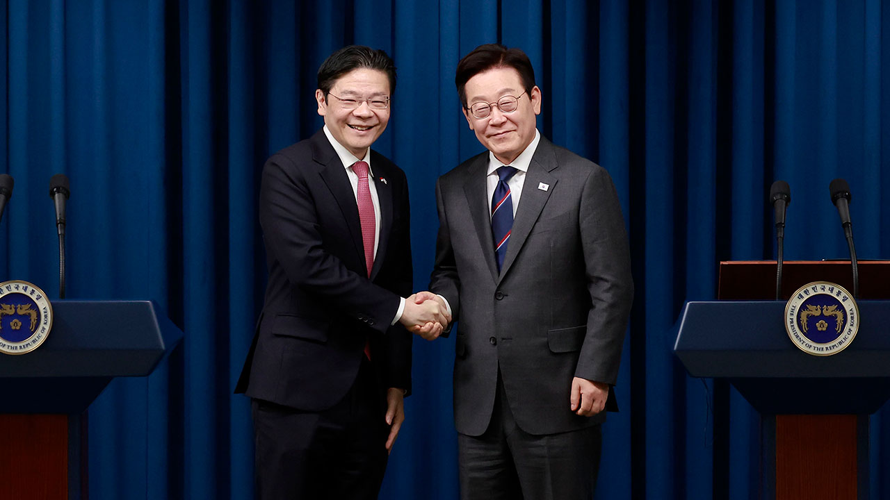 이 대통령 "한-싱 수교 50주년, 전략적 동반자 관계 수립"