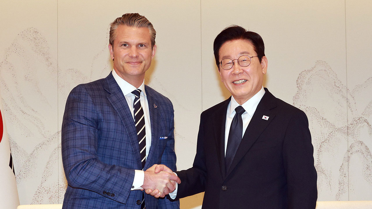 이재명 대통령, 미 전쟁부 장관 만나 "핵추진 잠수함 지원 결정에 사의"