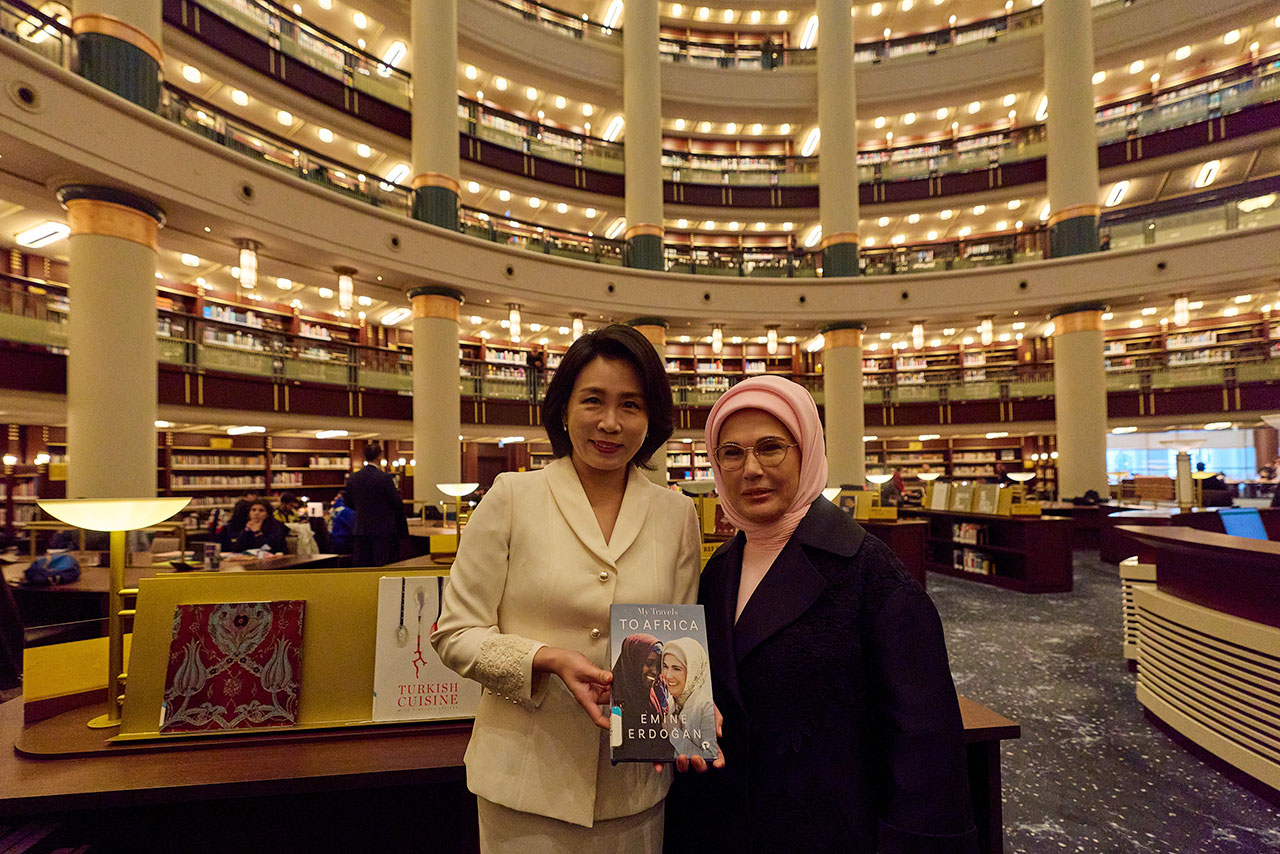김혜경 여사, 튀르키예 영부인과 국민도서관 동행‥"환경 분야·문화재 환수 등 협력"