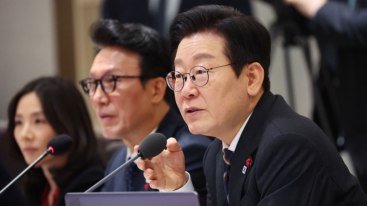 이재명 대통령, 오늘 반도체 육성전략 보고회‥삼성전자·SK하이닉스 참석