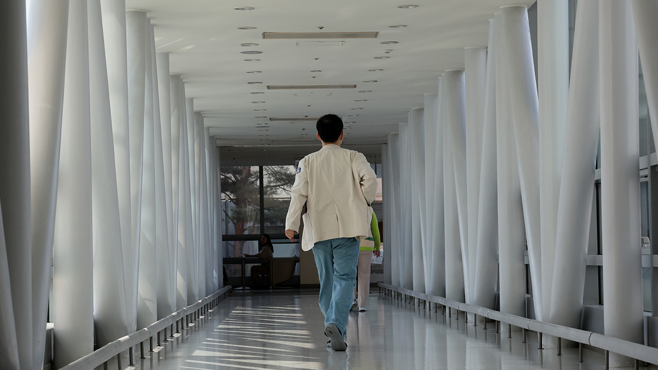 환자·노동·시민단체 "의대 정원 추계, 의사 독점 안돼"