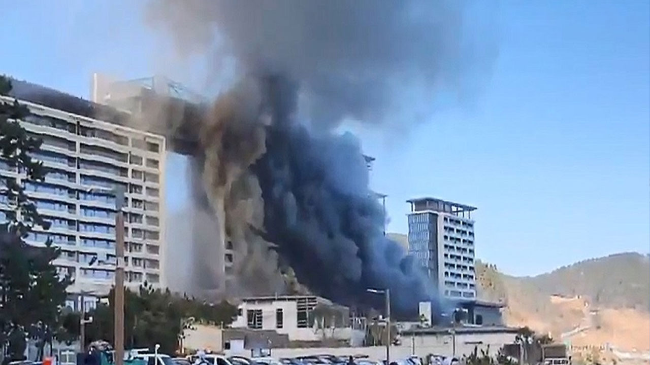 '6명 사망·27명 부상' 부산 반얀트리 호텔 화재 본격 수사