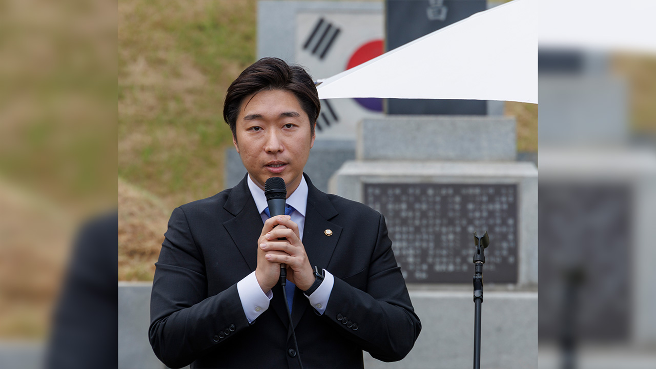 김구 선생 후손 김용만 의원, 김문수 장관 '사자명예훼손' 혐의 고소